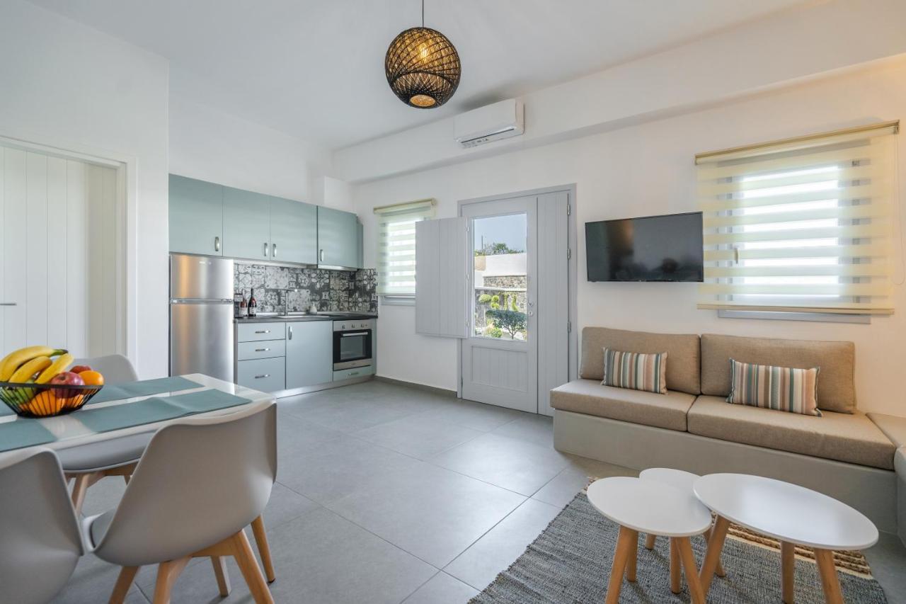 Sn Santorini Apartments Камари Экстерьер фото