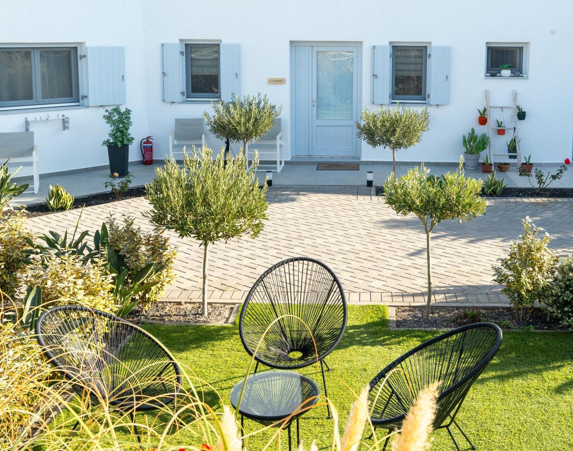 Sn Santorini Apartments Камари Экстерьер фото